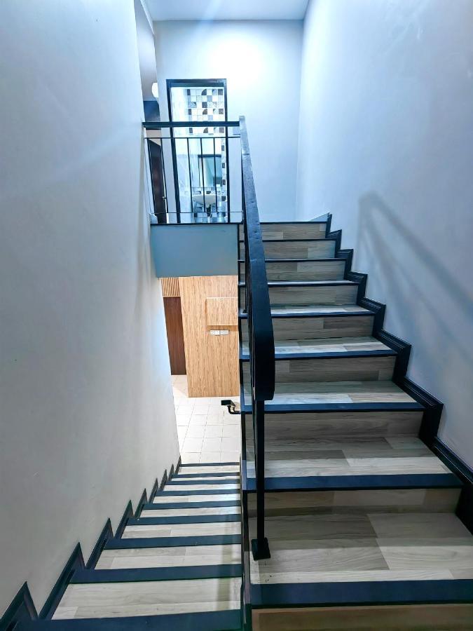 Aaronl Homestay Kota Kinabalu Exteriör bild