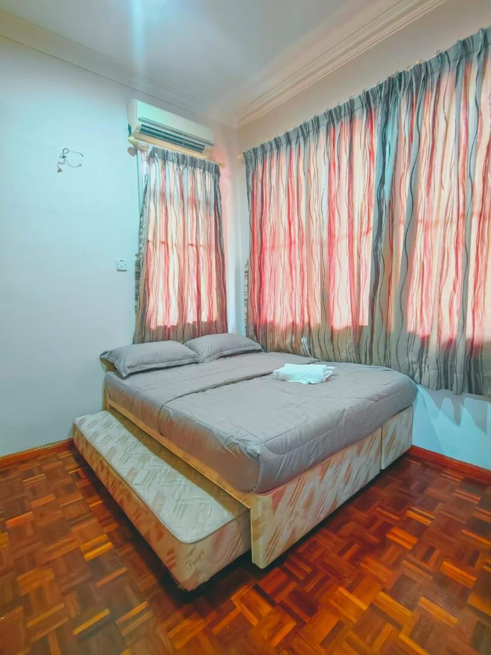 Aaronl Homestay Kota Kinabalu Exteriör bild